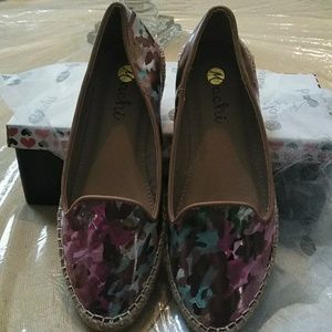 💞 Mutiple Colored Flats💕